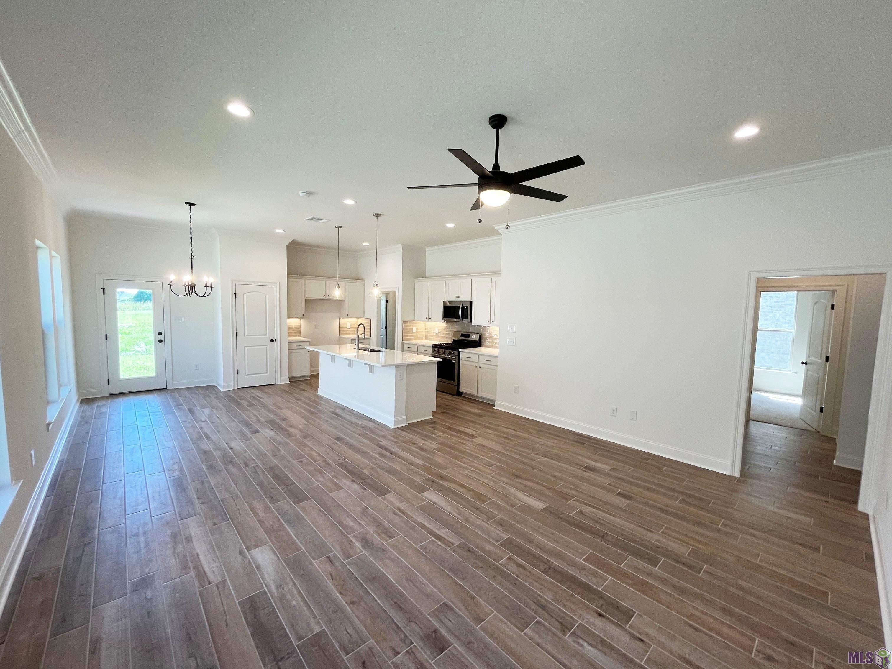 17217 Tidewater Lane Baton Rouge, LA 70810 - Photo 2 of 10