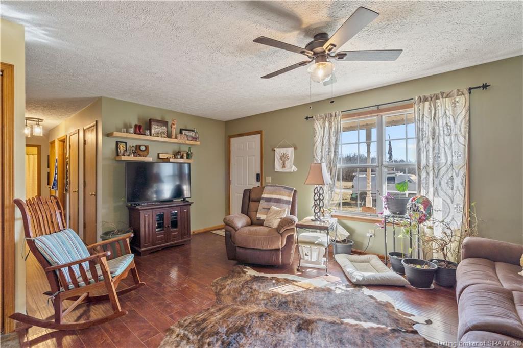 516 Heth Washington Road Southwest Corydon, IN 47112 - Photo 5 of 47