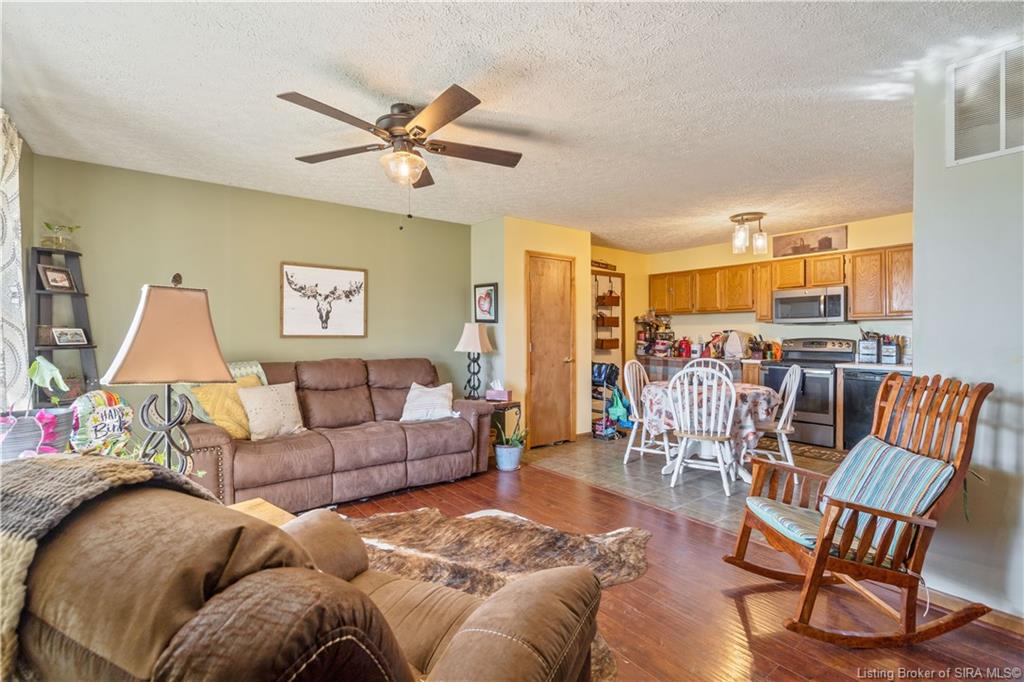 516 Heth Washington Road Southwest Corydon, IN 47112 - Photo 7 of 47