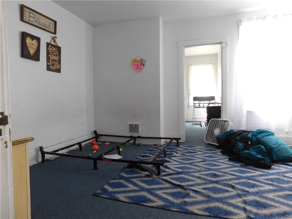 1323 Point View Street Pittsburgh, PA 15206 - Photo 14 of 24 Gallery Image 14