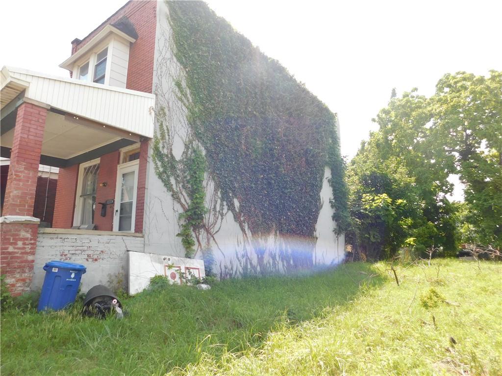 1323 Point View Street Pittsburgh, PA 15206 - Photo 3 of 24 Gallery Image 3
