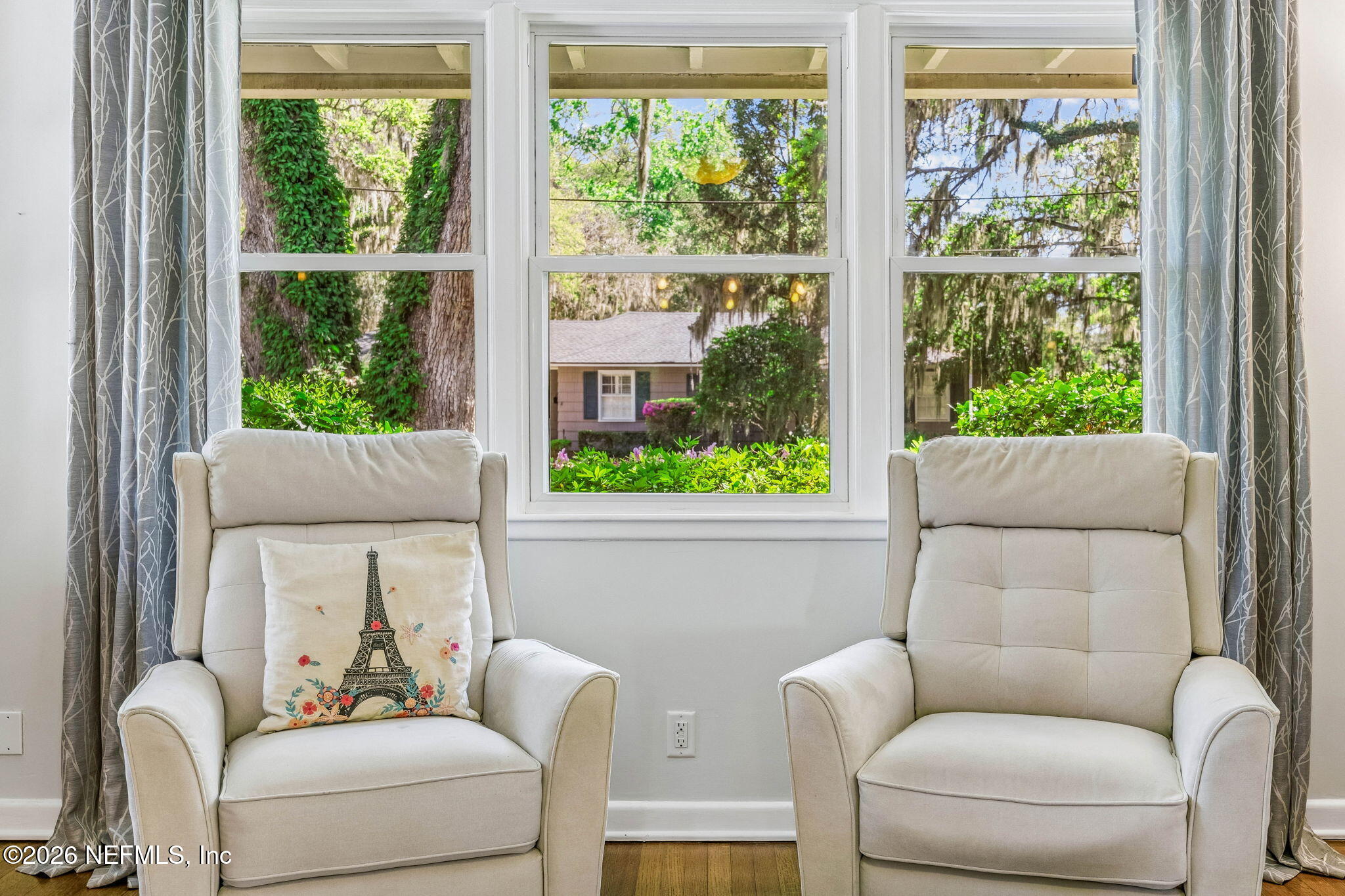 4226 Forest Park Road Jacksonville, FL 32210 - Photo 13 of 86 Living Room