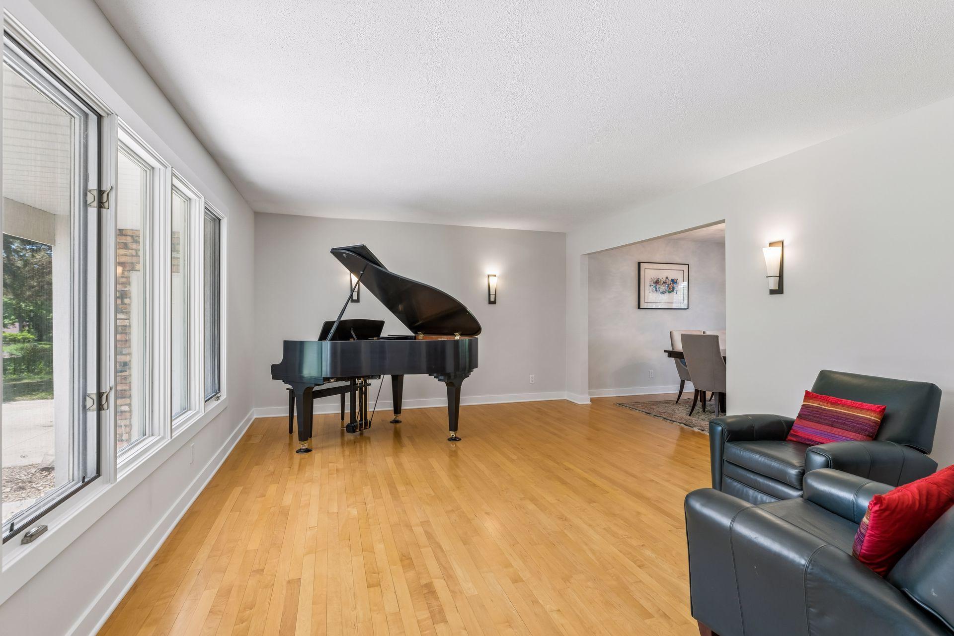 6016 Eden Prairie Road Edina, MN 55436 - Photo 5 of 51