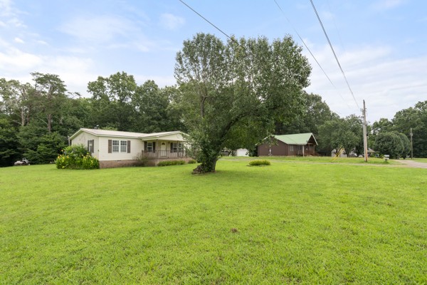 301 Shirley Bates Road Clifton, TN 38425 - Photo 8 of 42 Gallery Image 8