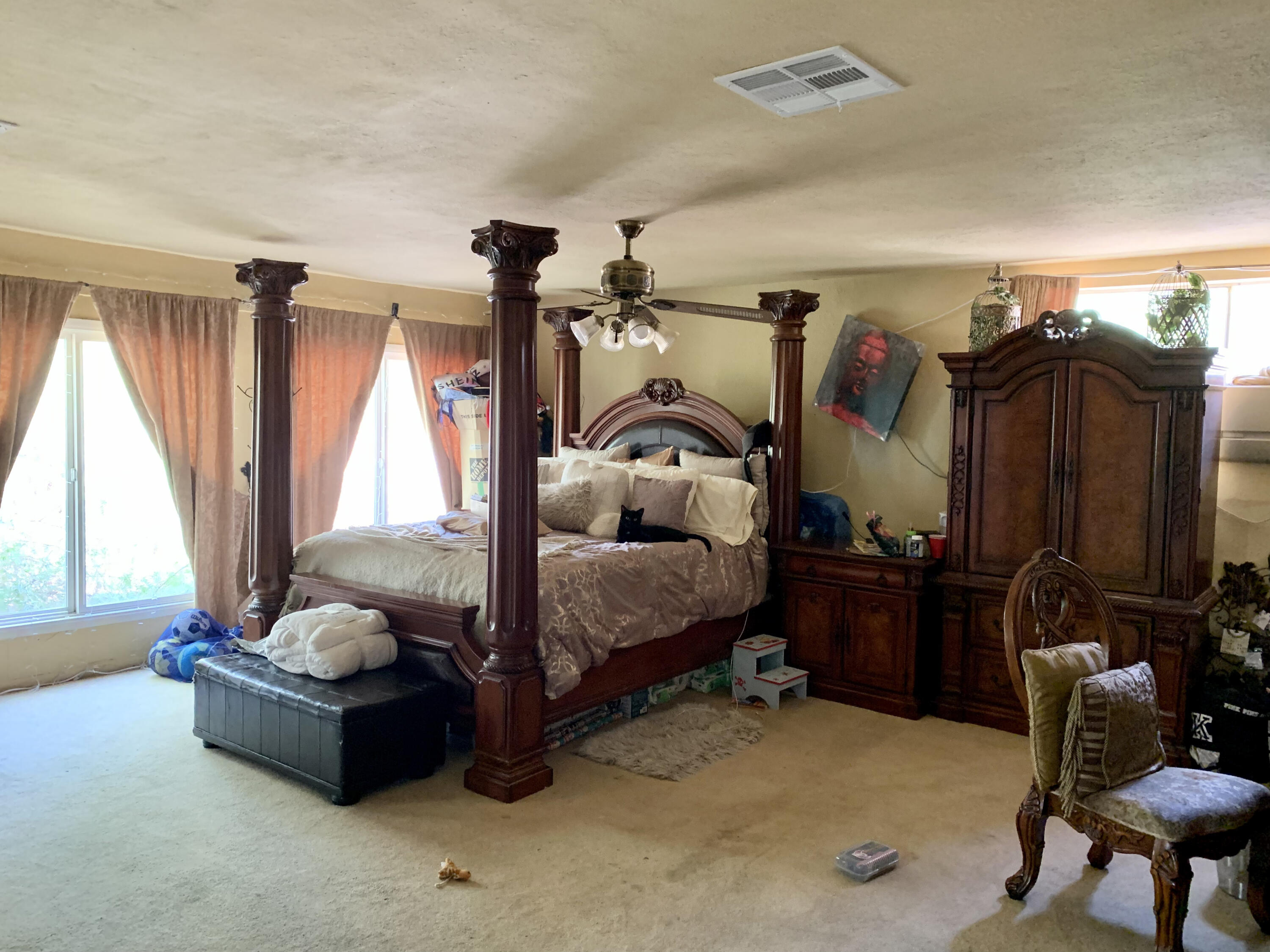 10968 Pettegrew Road Riverside, CA 92507 - Photo 4 of 14 a living room with furniture and a window