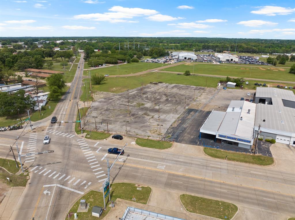 Tbd West 16th Street Mount Pleasant, TX 75455 - Photo 11 of 14 a view of a city