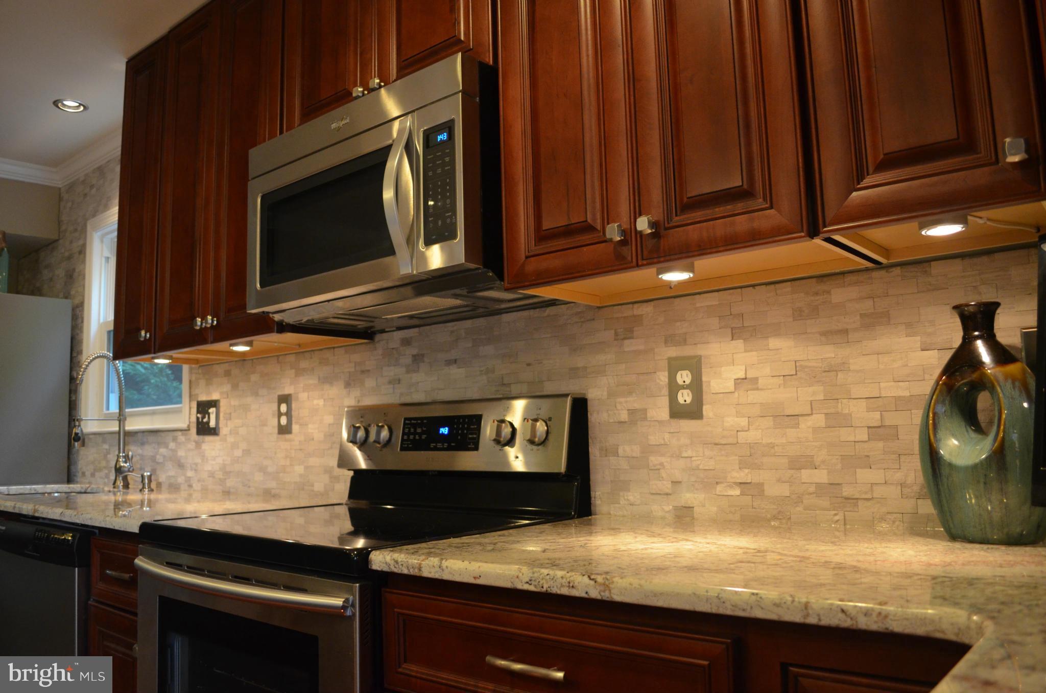 643 Saltzman Road Severna Park, MD 21146 - Photo 7 of 30 Kitchen