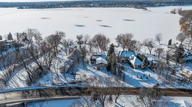 $1,650,000 | 4435 North Shore Drive, Orono, MN 55364