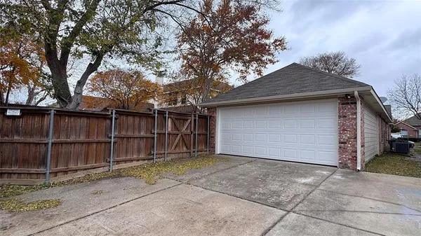 $450,000 | 1708 Hackberry Branch Drive, Allen, TX 75002