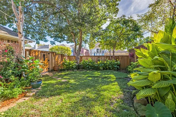 $450,000 | 1708 Hackberry Branch Drive, Allen, TX 75002