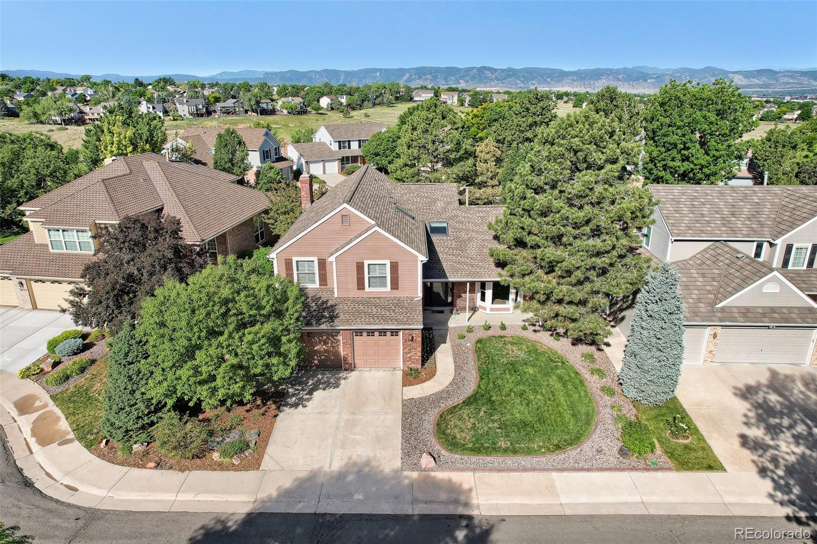 9061 Sunset Ridge Court Highlands Ranch, CO 80126 - Photo 3 of 32