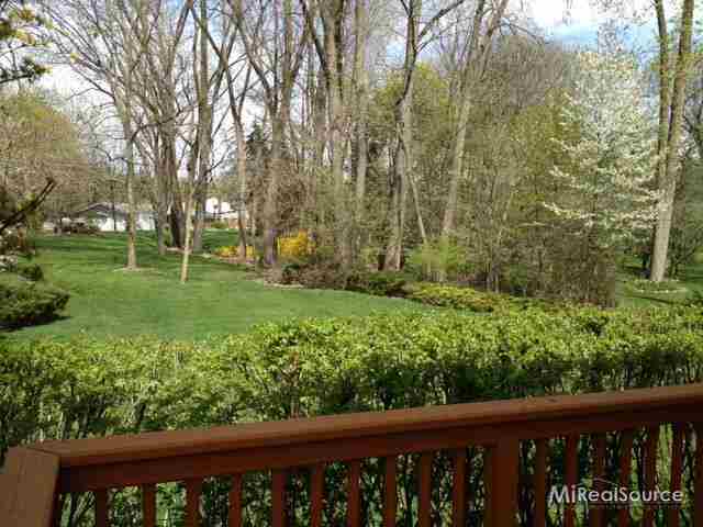 411 West Maryknoll Road Rochester, MI 48309 - Photo 9 of 24 31147202-8.JPG
