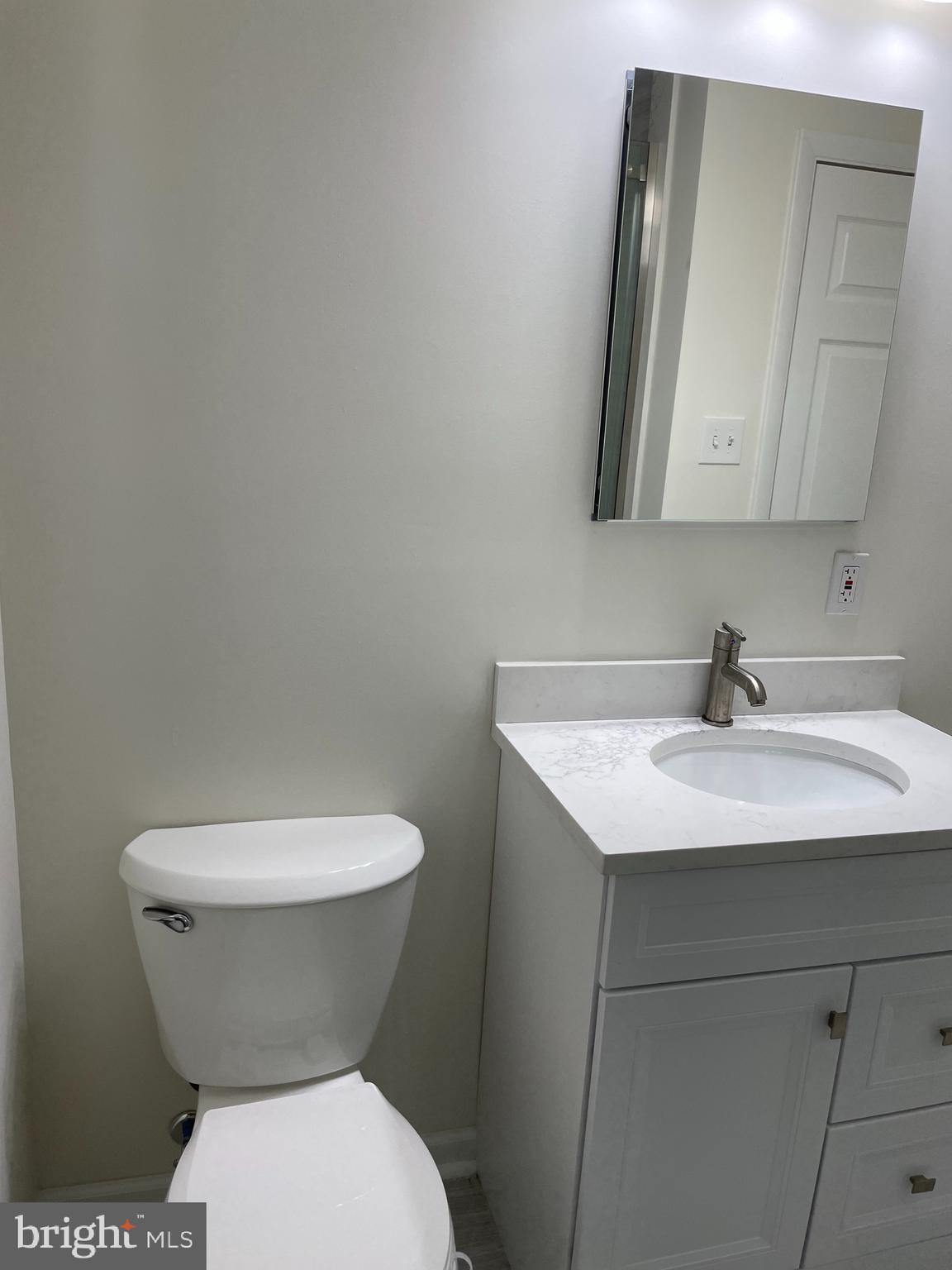 323 Bynum Ridge Road Forest Hill, MD 21050 - Photo 26 of 36 Hallway bath view