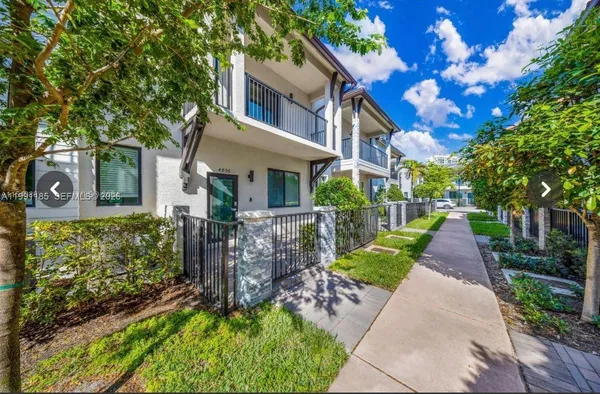 $4,100 | 4675 Northwest 83rd Pass, Doral, FL 33166