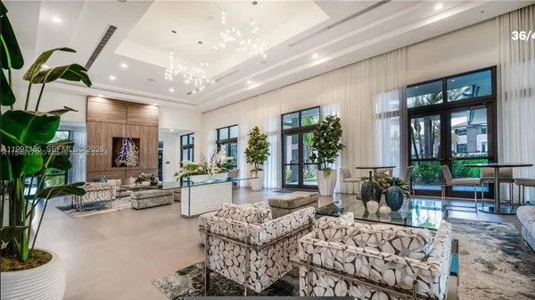 $4,100 | 4675 Northwest 83rd Pass, Doral, FL 33166