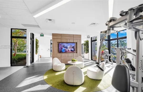 $4,100 | 4675 Northwest 83rd Pass, Doral, FL 33166