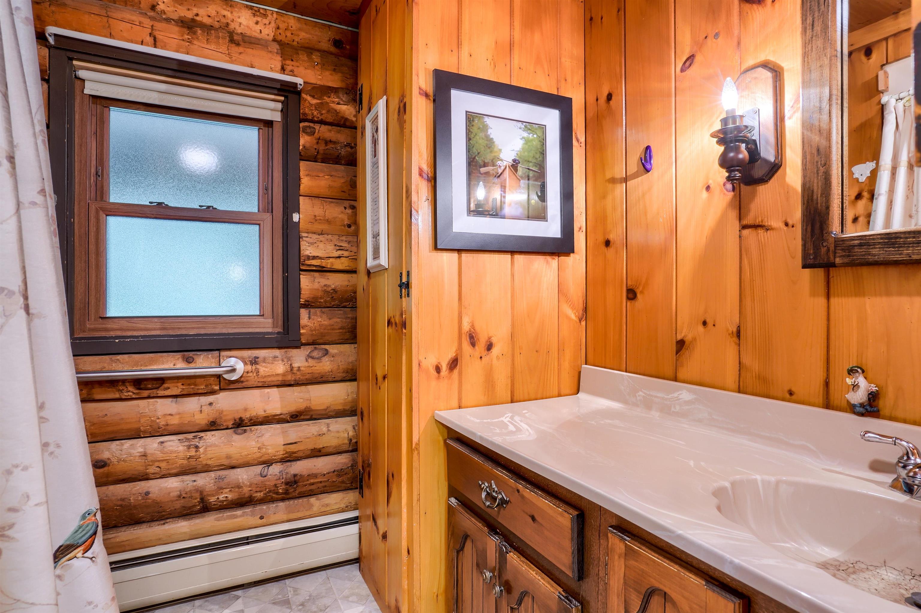 82 Exeter Road Kingston, NH 03848 - Photo 20 of 36