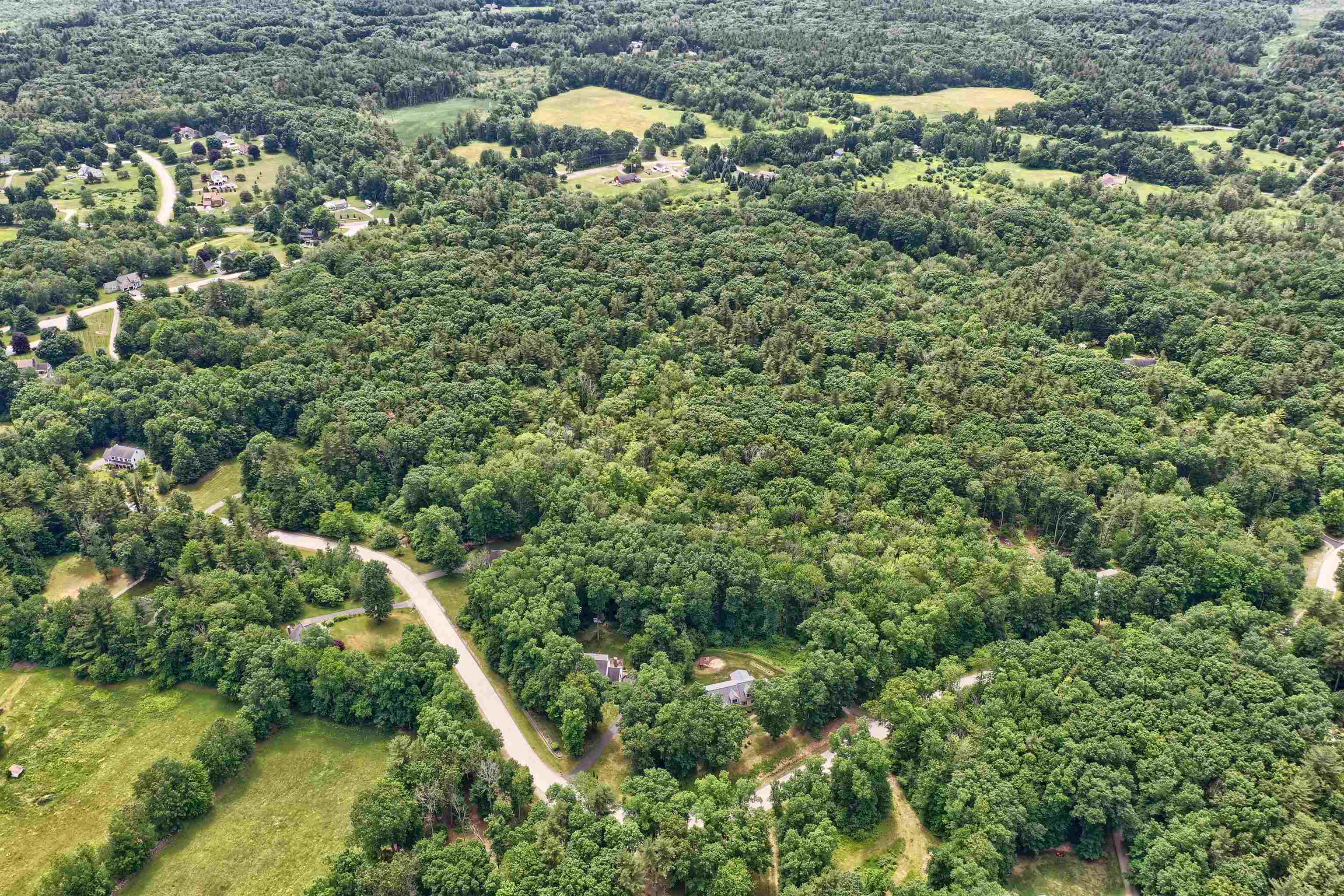 82 Exeter Road Kingston, NH 03848 - Photo 33 of 36