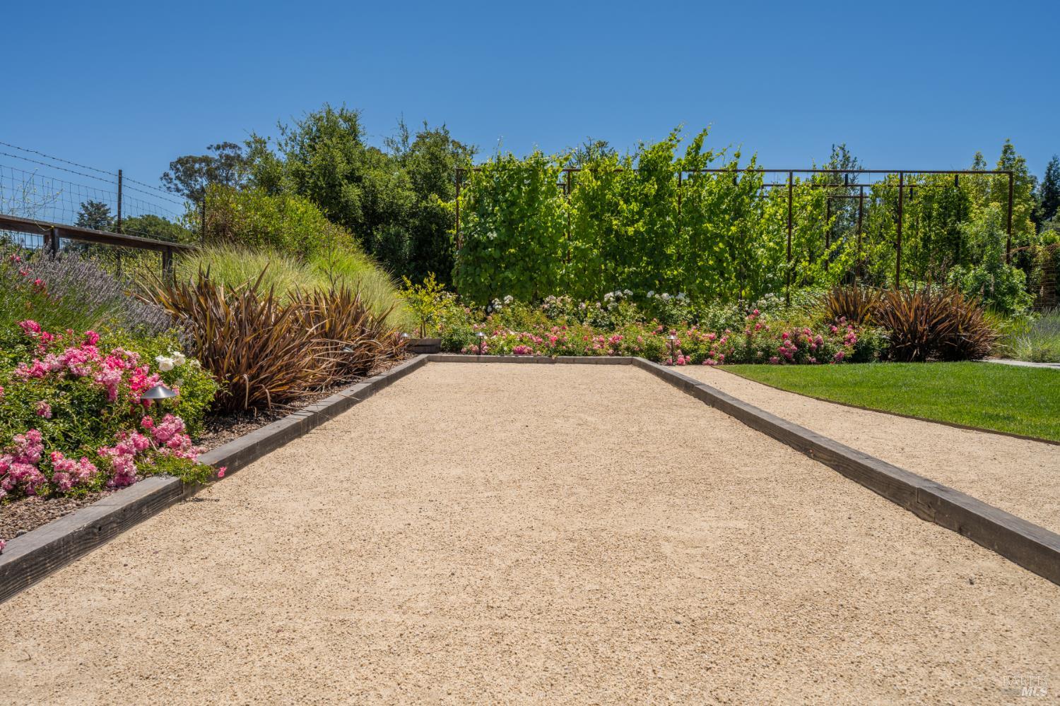 1265 Castle Road Sonoma, CA 95476 - Photo 10 of 22