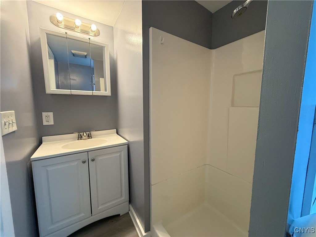 127 1/2 Matty Avenue, Unit 3 Salina, NY 13211 - Photo 8 of 9