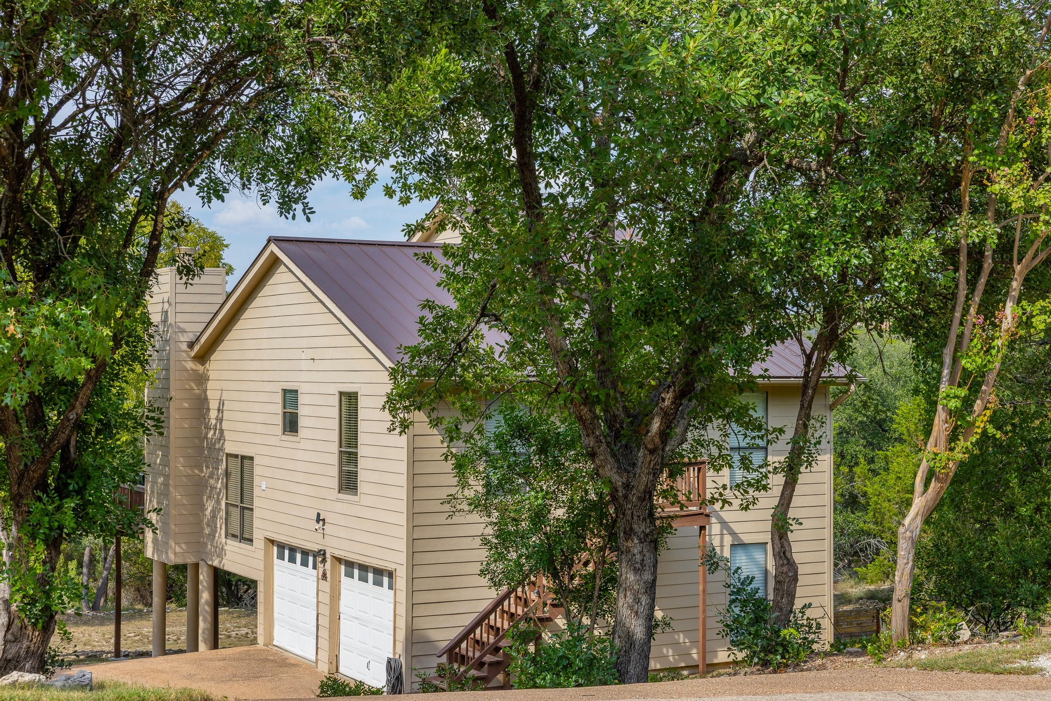 156 Lakefront Drive Point Venture, TX 78645 - Photo 4 of 37