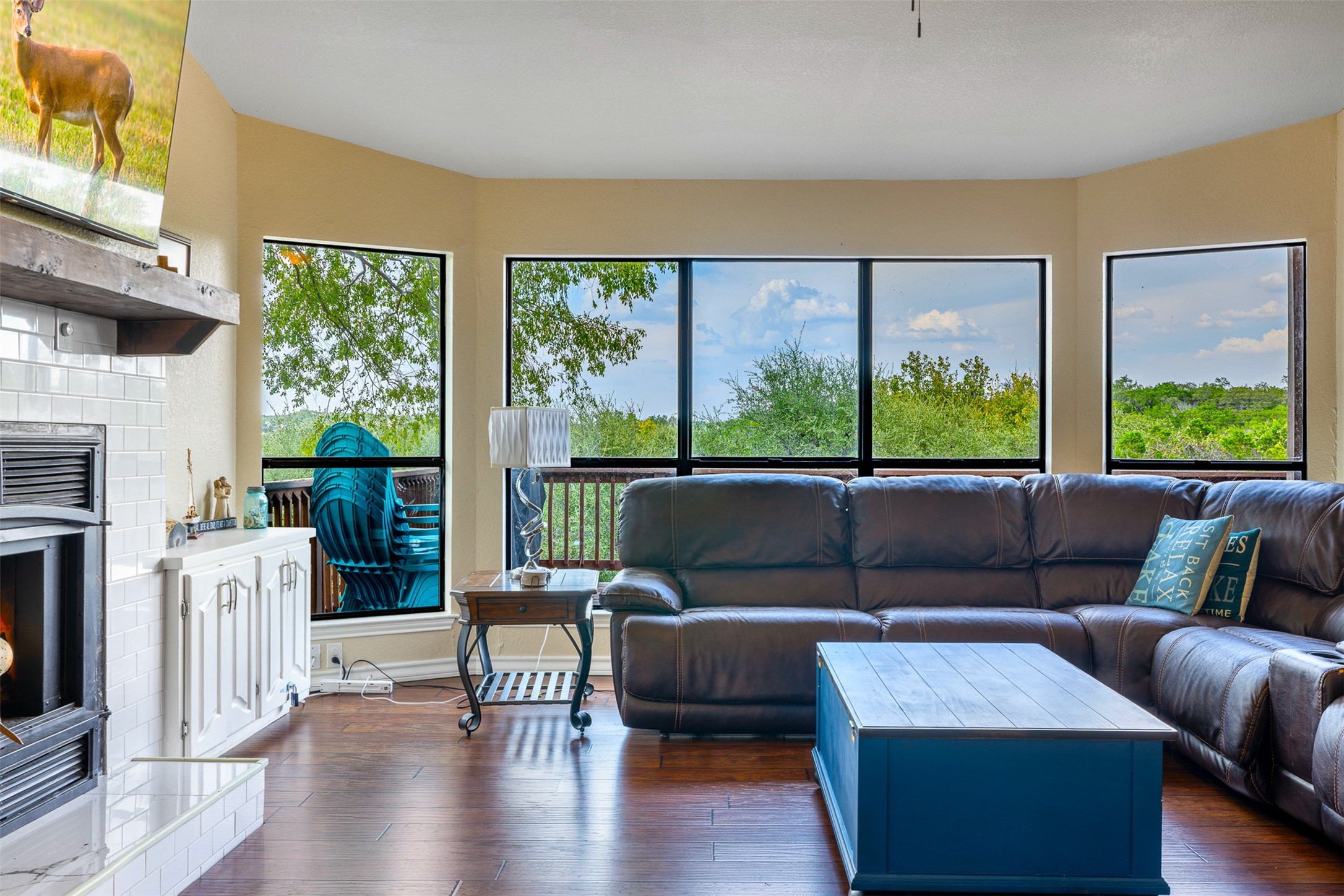 156 Lakefront Drive Point Venture, TX 78645 - Photo 6 of 37