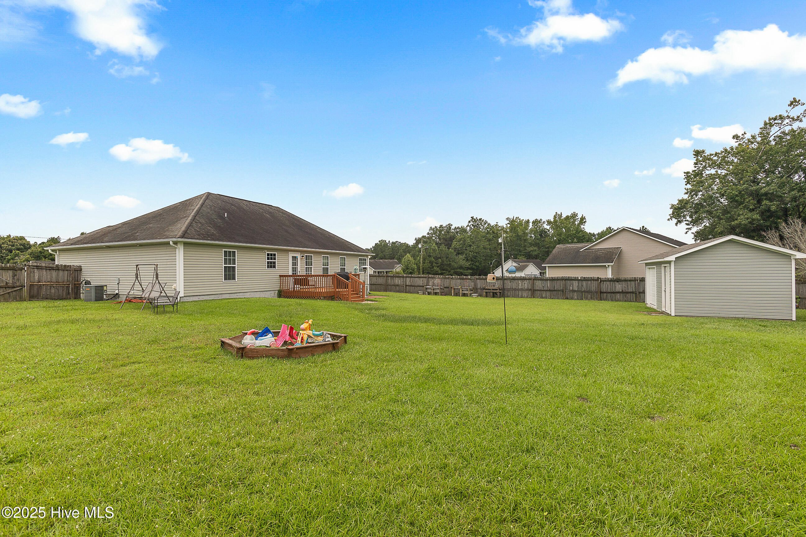 400 Old Stage Road Richlands, NC 28574 - Photo 23 of 31 24