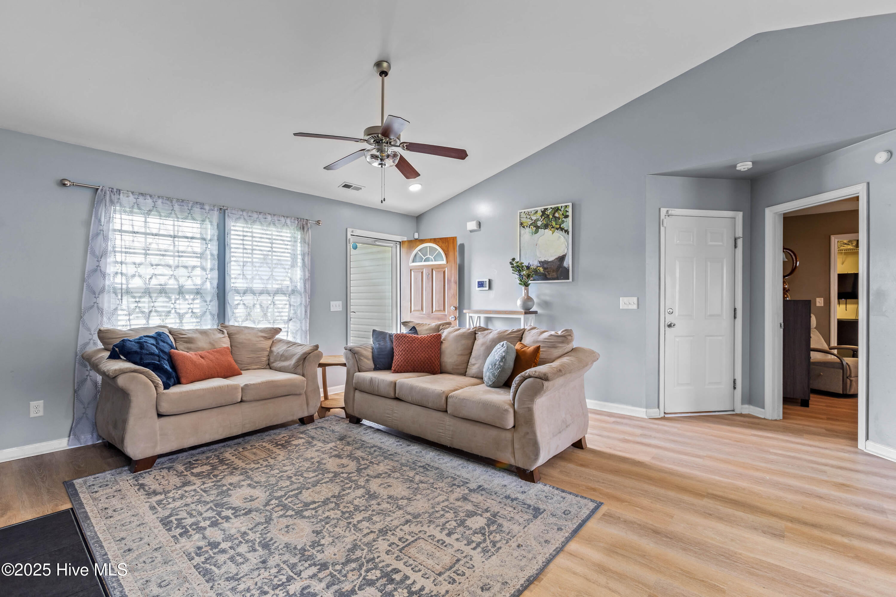 400 Old Stage Road Richlands, NC 28574 - Photo 6 of 31 06