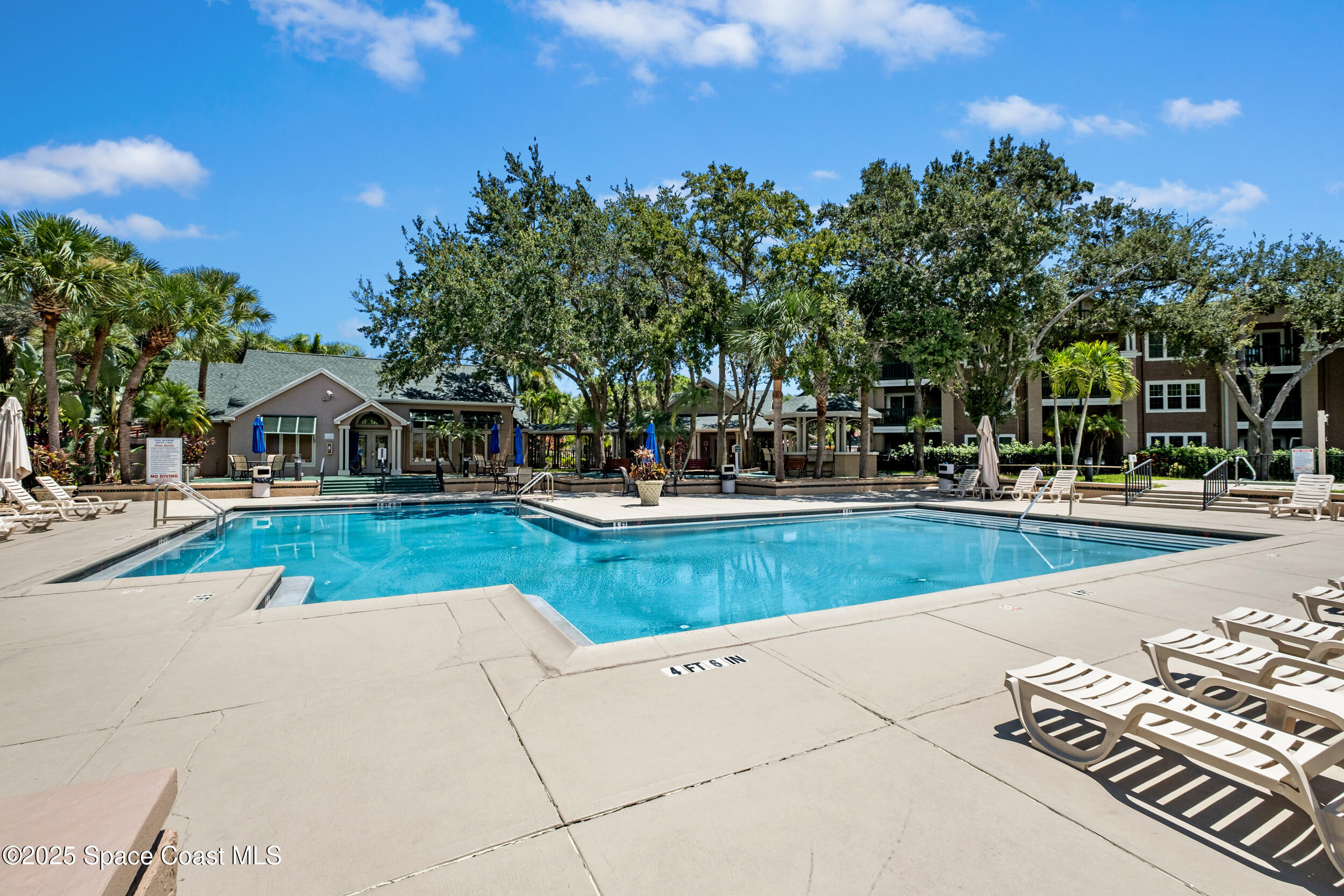 7667 North Wickham Road, Unit 302 Melbourne, FL 32940 - Photo 17 of 27 Giant swimming pool