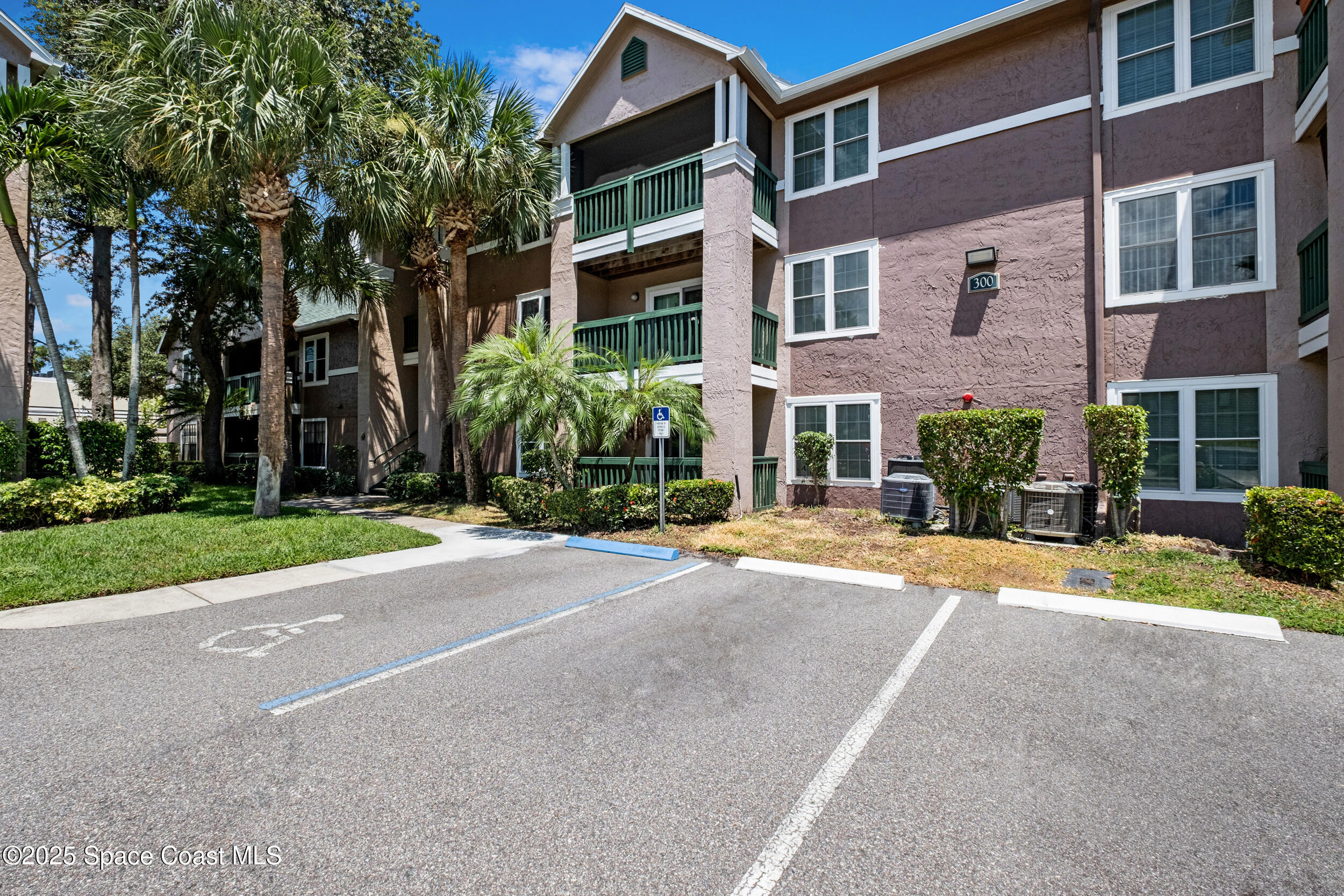 7667 North Wickham Road, Unit 302 Melbourne, FL 32940 - Photo 26 of 27 Open parking