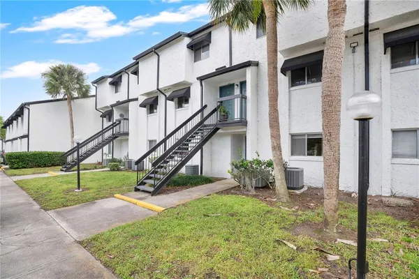 $75,000 | 4111 South Semoran Boulevard, Unit 16, Orlando, FL 32822