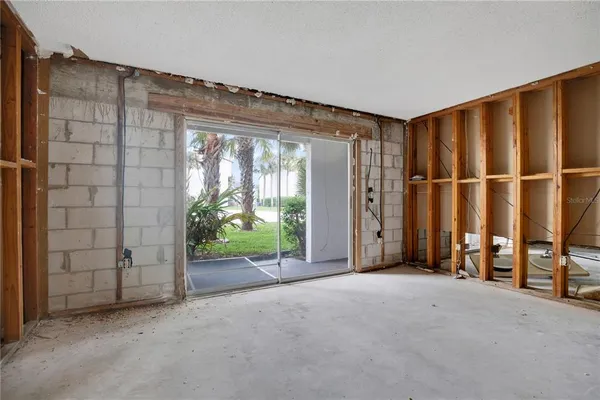 $75,000 | 4111 South Semoran Boulevard, Unit 16, Orlando, FL 32822