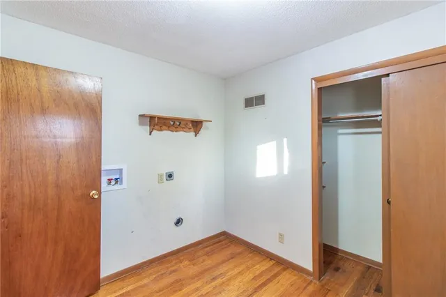 $234,900 | 102 Cliff Drive, Buckner, MO 64016