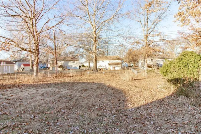 $234,900 | 102 Cliff Drive, Buckner, MO 64016