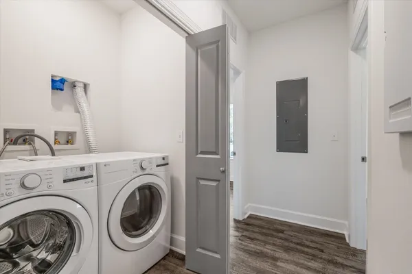 $5,000 | 1720 Airport Drive, Unit 101, Tallahassee, FL 32304