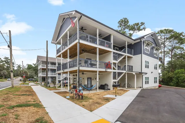 $5,000 | 1720 Airport Drive, Unit 101, Tallahassee, FL 32304