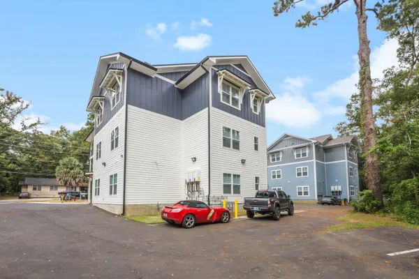 $5,000 | 1720 Airport Drive, Unit 101, Tallahassee, FL 32304