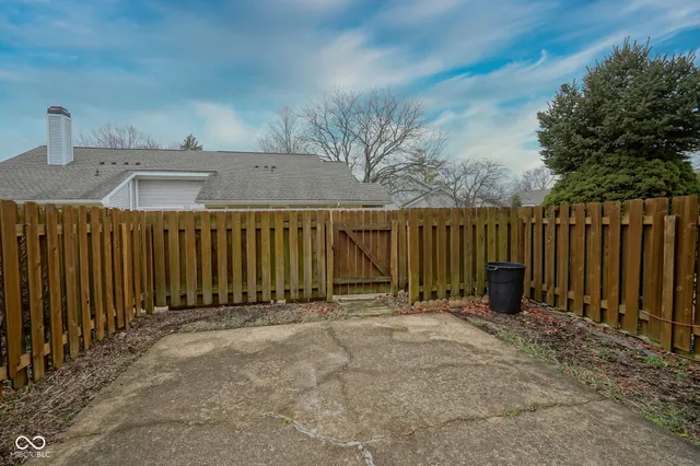 $149,000 | 1131 Canterbury Square South, Indianapolis, IN 46260