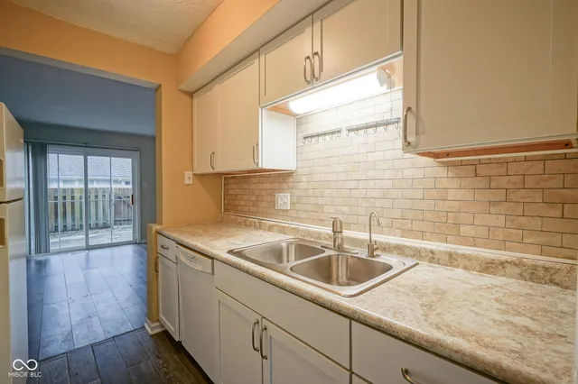 $149,000 | 1131 Canterbury Square South, Indianapolis, IN 46260