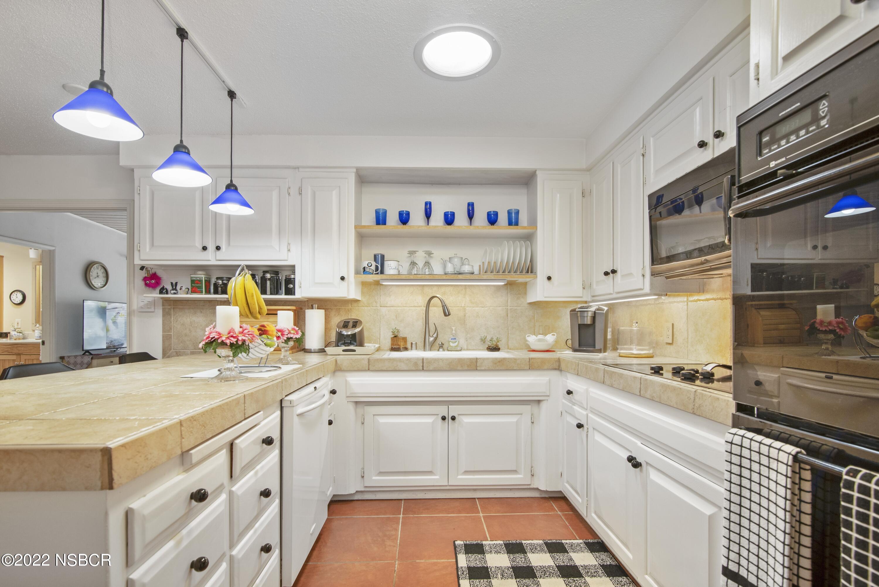 3994 Club House Road Lompoc, CA 93436 - Photo 9 of 27 009_Kitchen
