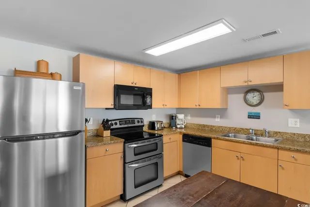 $579,900 | 3401 North Ocean Boulevard, Unit 306, North Myrtle Beach, SC 29582