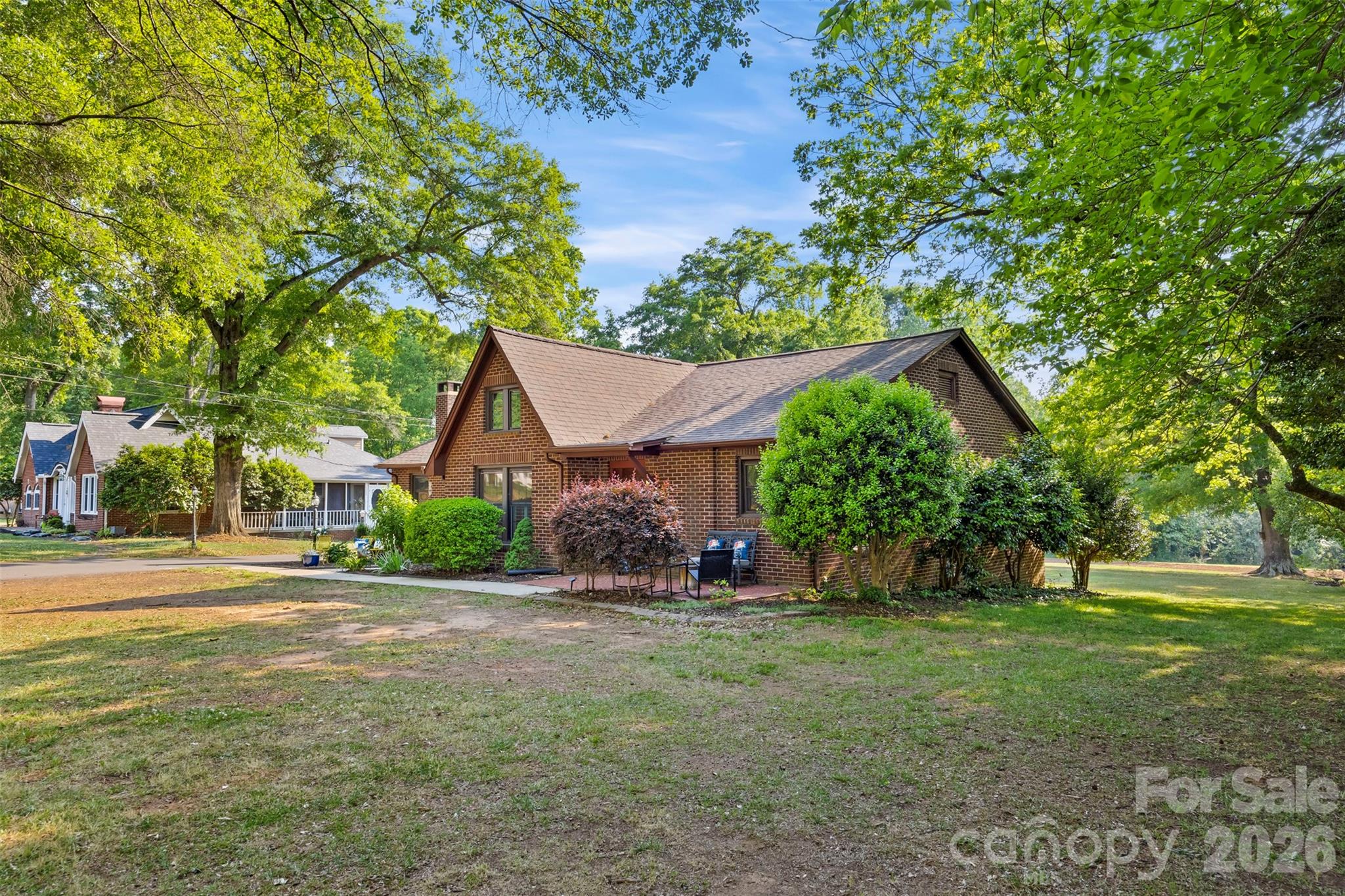 1206 South Point Road Belmont, NC 28012 - Photo 7 of 41 Gallery Image 7