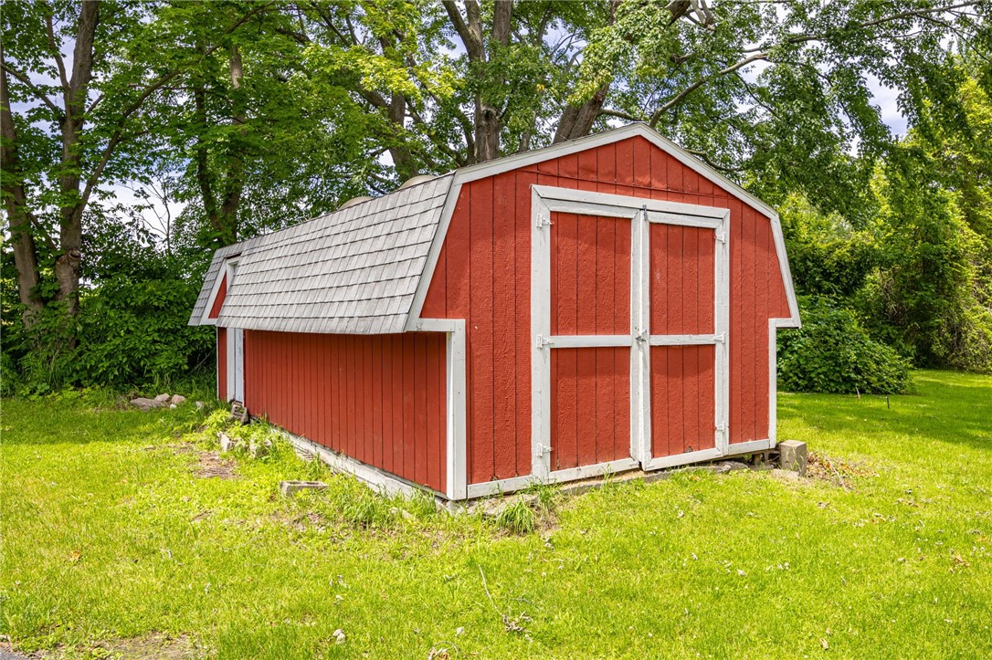 2503 Canandaigua Road Macedon, NY 14502 - Photo 23 of 27
