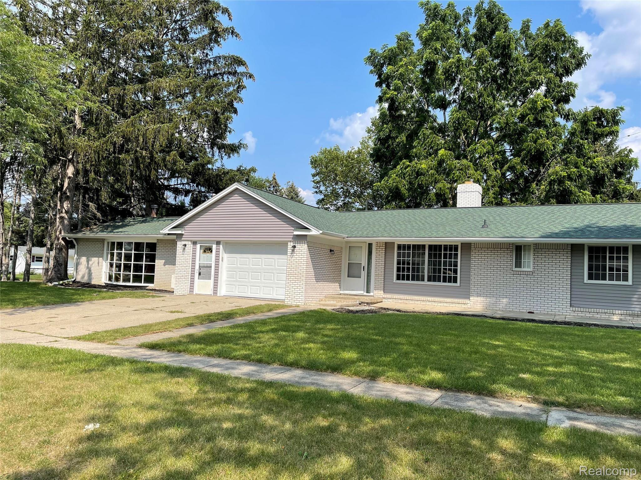 508 Chestnut Street Flushing, MI 48433 - Photo 1 of 24 E754AB5C-CB12-40D5-897B-11F127F64442.jpeg