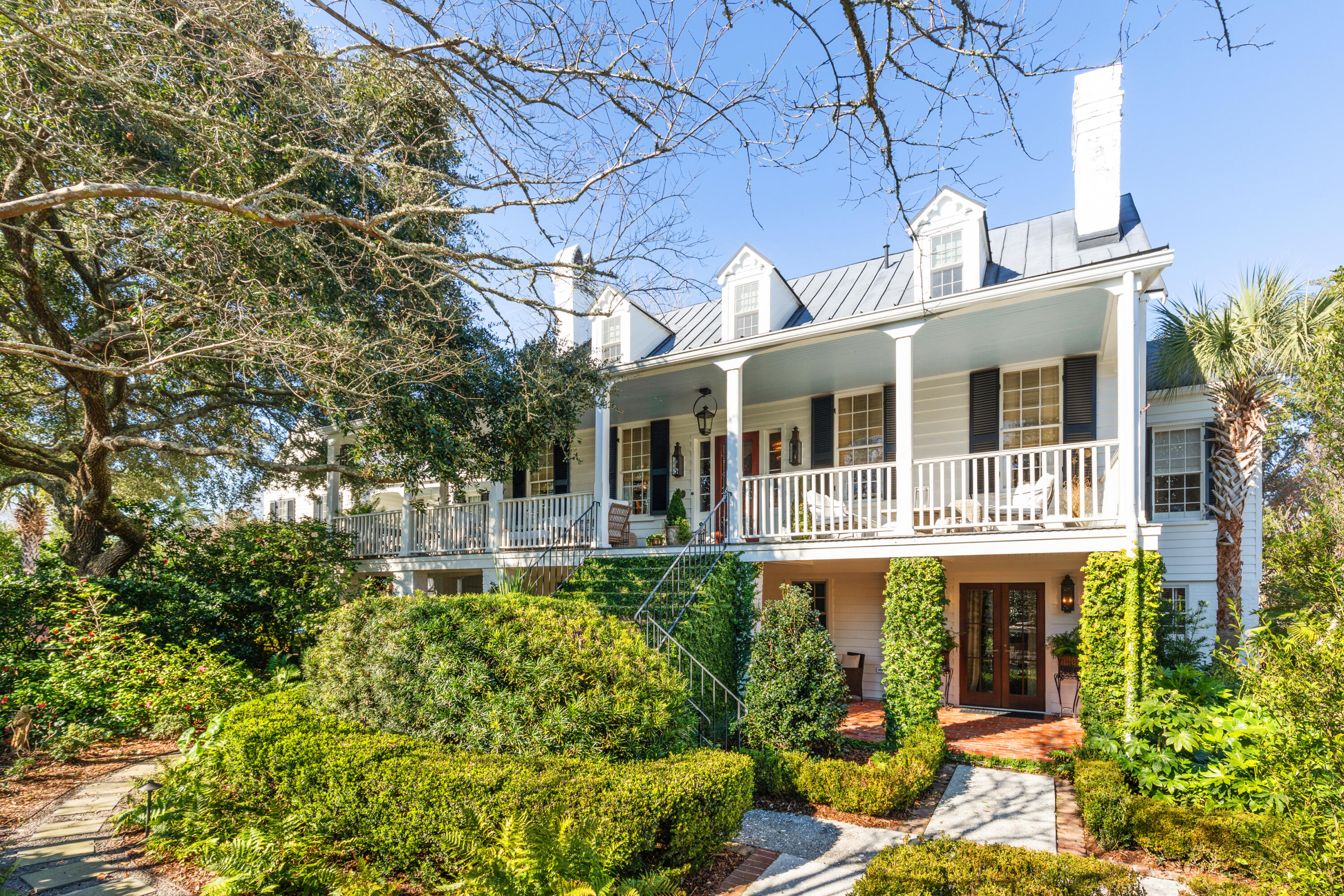 245 Bennett Street Mount Pleasant, SC 29464 - Photo 1 of 97 245BennettSt-KeenEyeMarketing-001