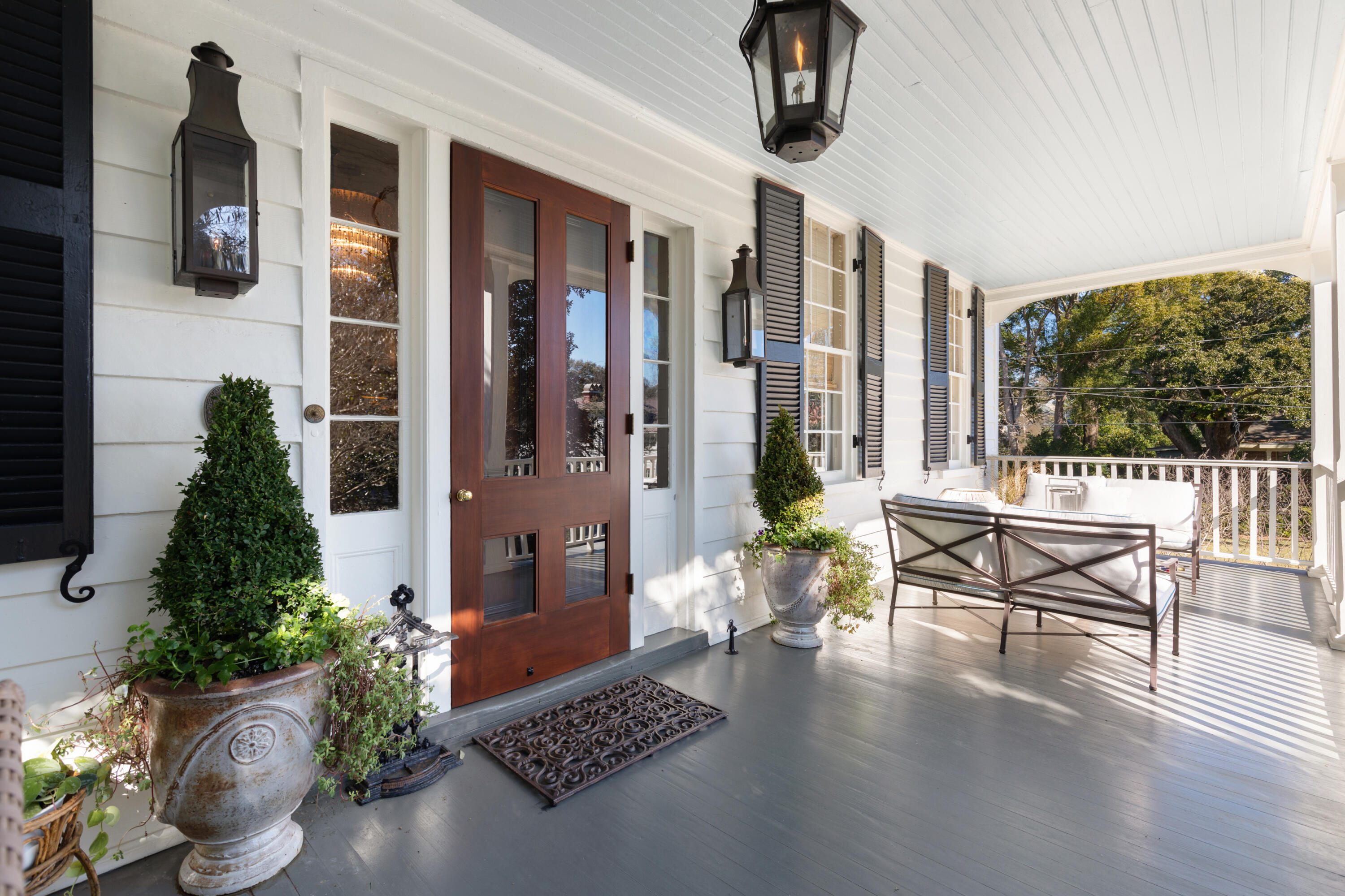245 Bennett Street Mount Pleasant, SC 29464 - Photo 5 of 97 245BennettSt-KeenEyeMarketing-005