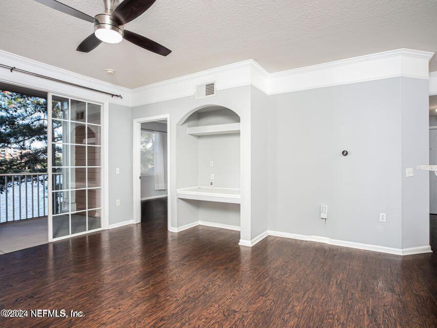 8550 Touchton Road, Unit 1126 Jacksonville, FL 32216 - Photo 8 of 24 TV niche
