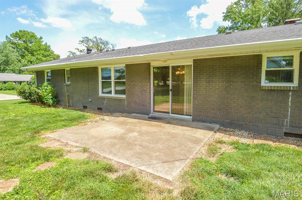 37 Hemlock Drive Belleville, IL 62221 - Photo 7 of 37