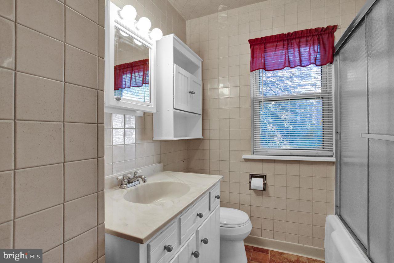 200 Parkside Avenue Reading, PA 19607 - Photo 10 of 29