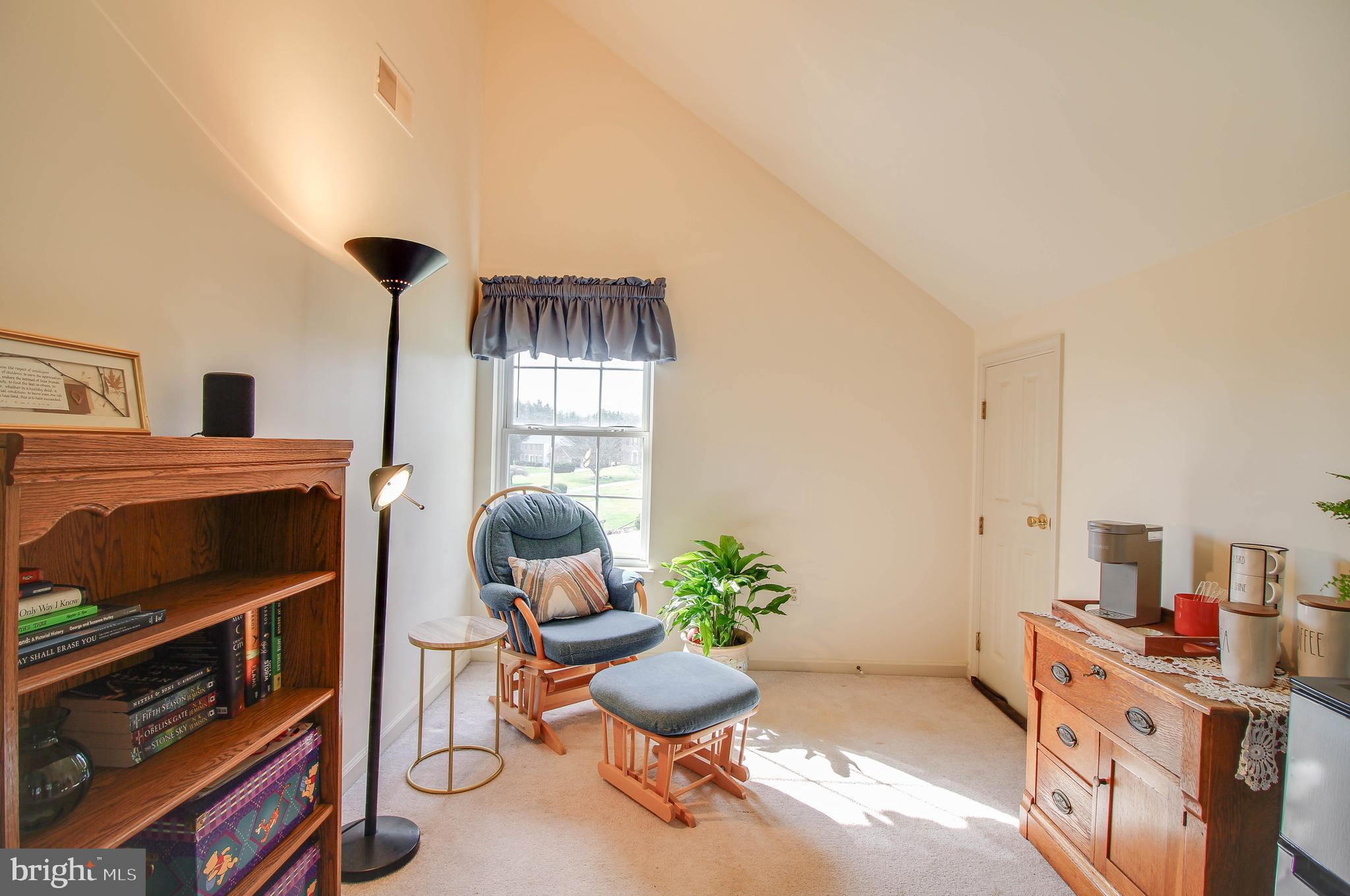 2989 Wheatfield Road Finksburg, MD 21048 - Photo 24 of 54 Sitting area/coffee bar in Primary Suite